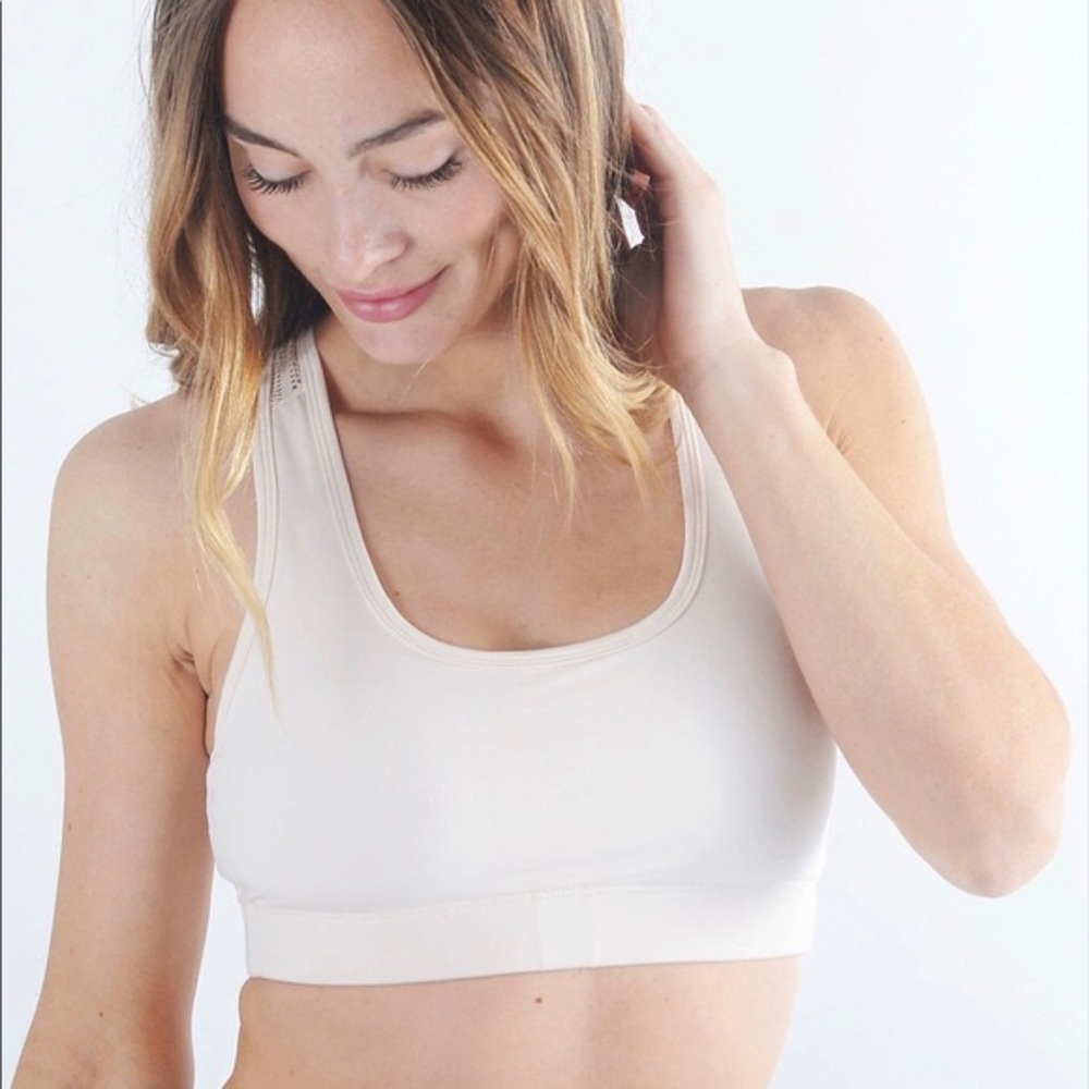 Zyia NWT Large Nude Bomber Bra